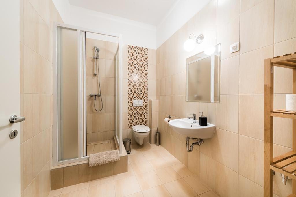 Miro Rooms Budapest Extérieur photo